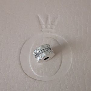 Authentic Pandora Clip!
